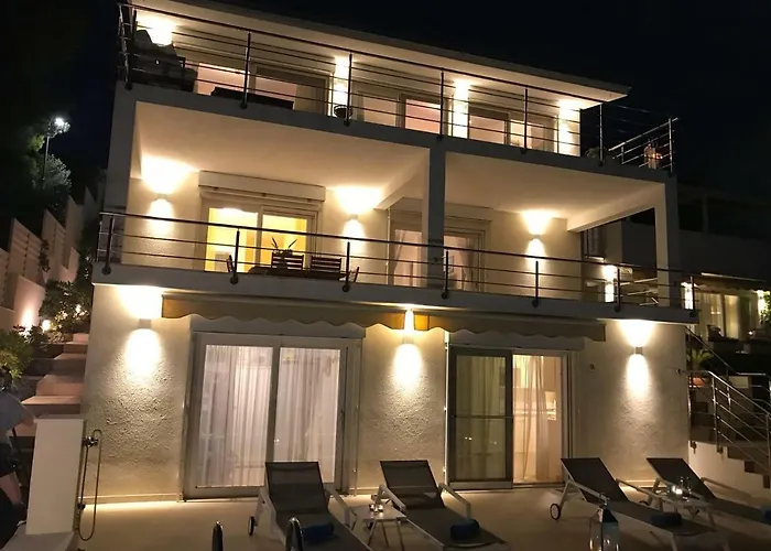 فيلة Anni Primošten